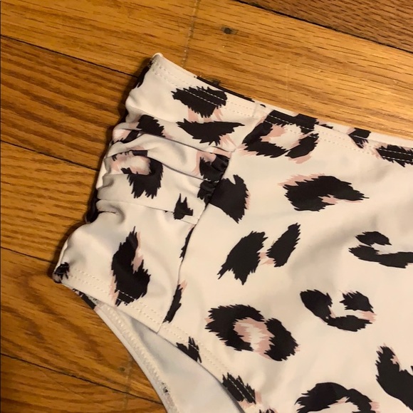 High waisted super cute 2pc - Picture 5 of 7